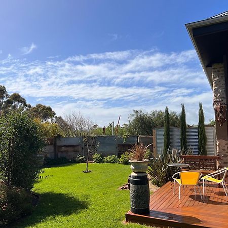 Bed and Breakfast The Old Chaff Mill Organic Vineyard Retreat Sellicks Hill Esterno foto