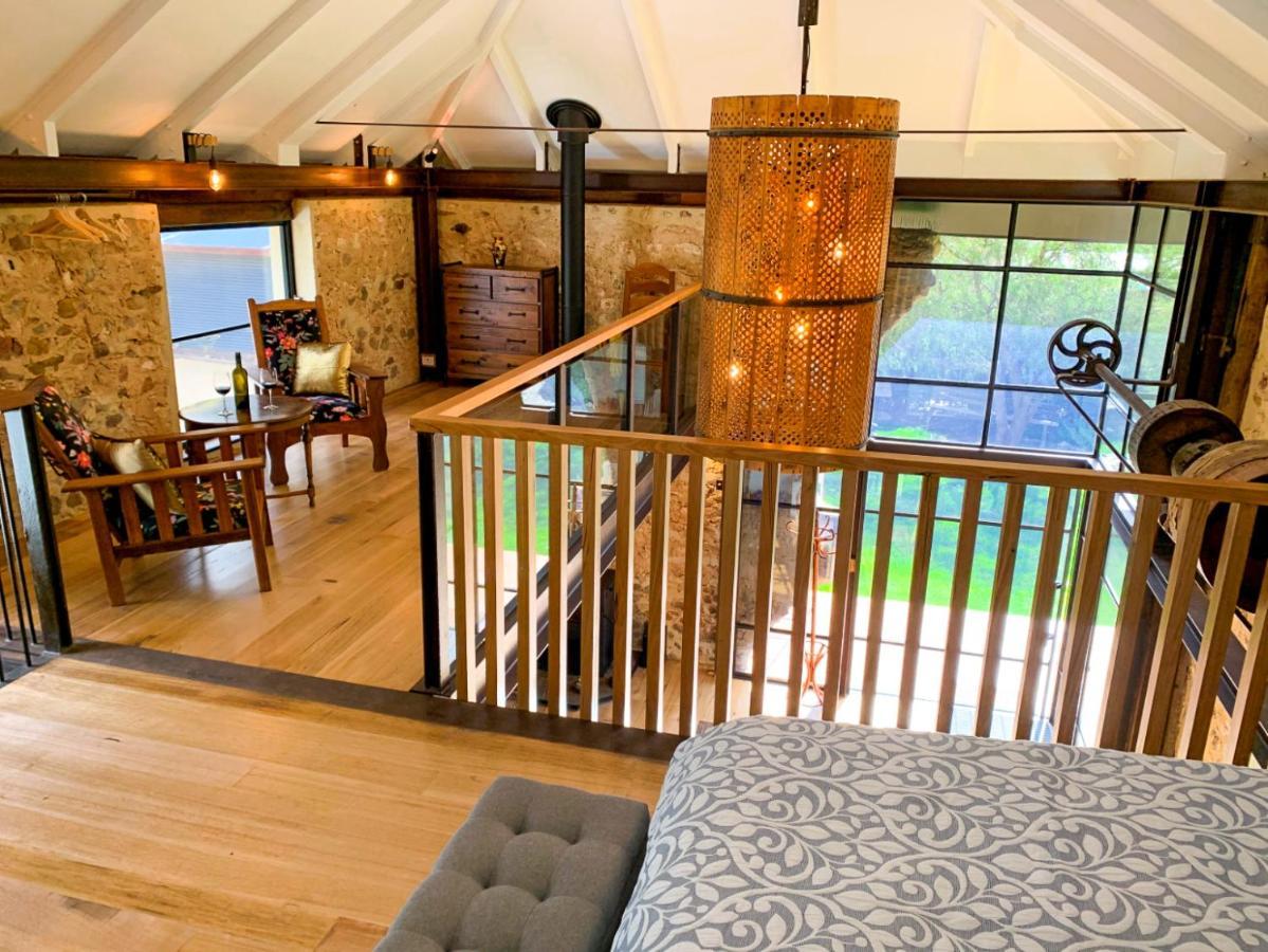 Bed and Breakfast The Old Chaff Mill Organic Vineyard Retreat Sellicks Hill Esterno foto