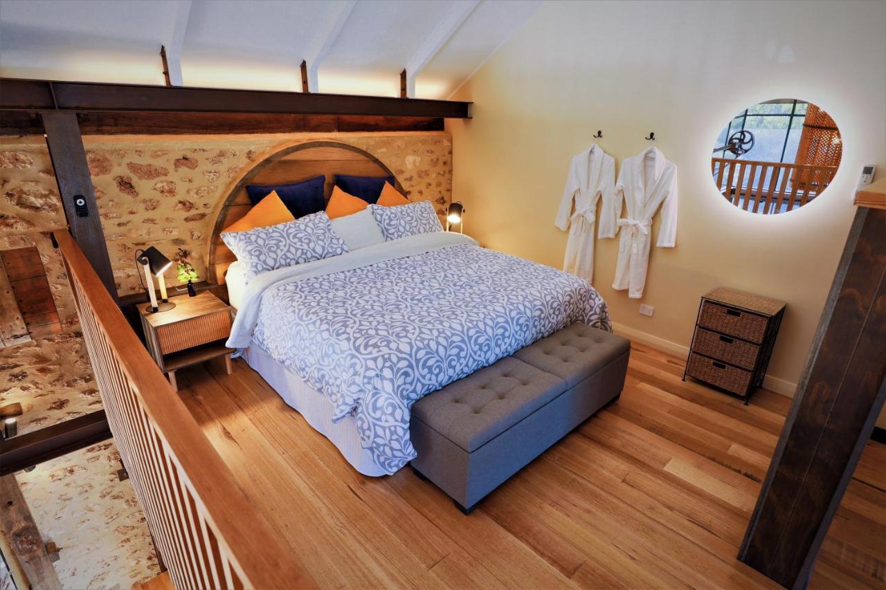 Bed and Breakfast The Old Chaff Mill Organic Vineyard Retreat Sellicks Hill Esterno foto