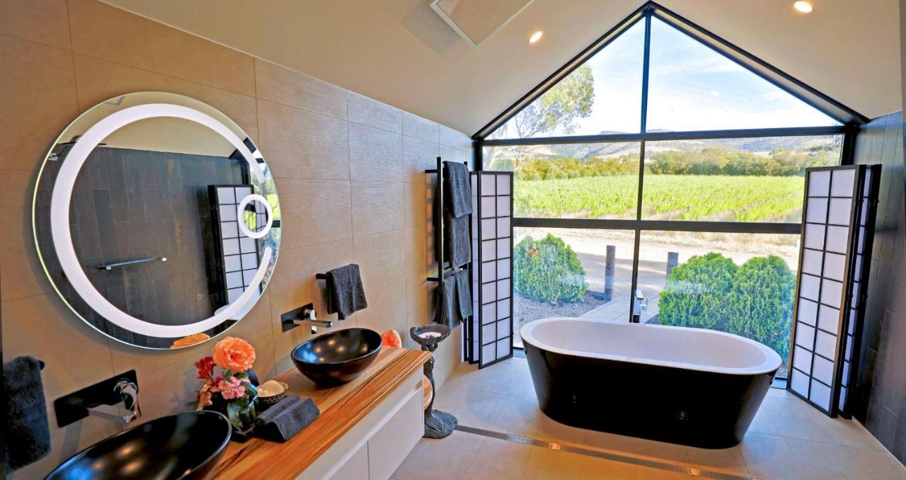 Bed and Breakfast The Old Chaff Mill Organic Vineyard Retreat Sellicks Hill Esterno foto
