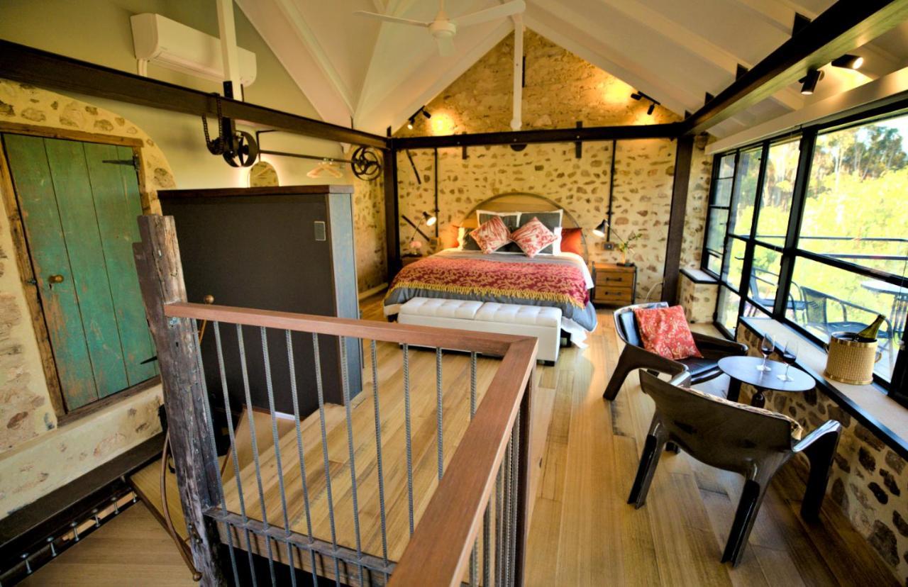 Bed and Breakfast The Old Chaff Mill Organic Vineyard Retreat Sellicks Hill Esterno foto